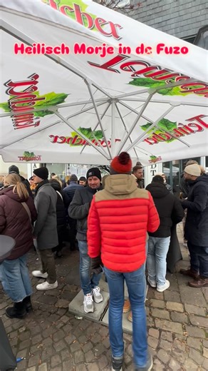 De Glühwein 🍷 schmeggd heid besonnerschd gudd bei der Käld! 🥶 #sanktingbert #HeiligMorgen #Glühweingedöhns | WSSI