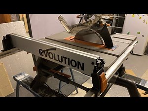 Evolution table saw unboxing, set up and first cuts (R255)