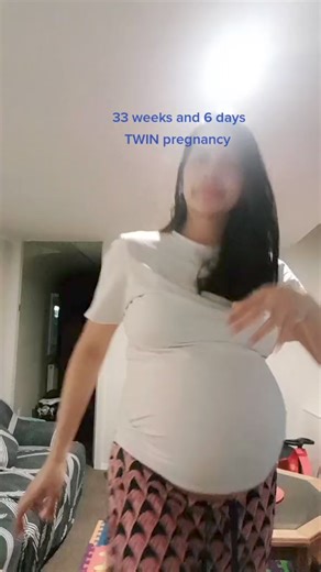 92K views · 688 reactions | Baby bump of 33 weeks and 6 days twin pregnancy! #babybump #bump #pregnantbelly #pregnantbellybump #33weeks #twinpregnancy #pregnantwithtwins | Twin & Pregnancy | Facebook