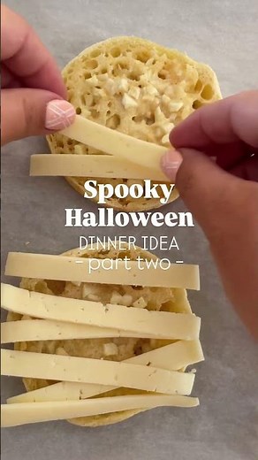 Spooky Halloween Dinner Idea ✨ Looking for a spooky dinner idea that’ll make the kids giggle and