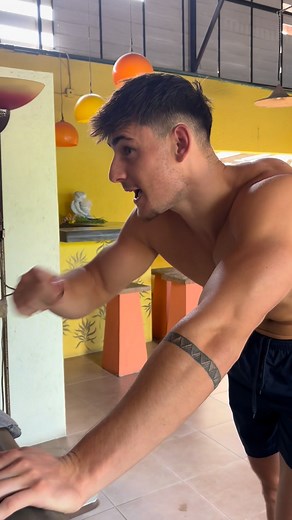 พาลูกค้ามาบอกฝันดีค่ะ | Zoe Edge