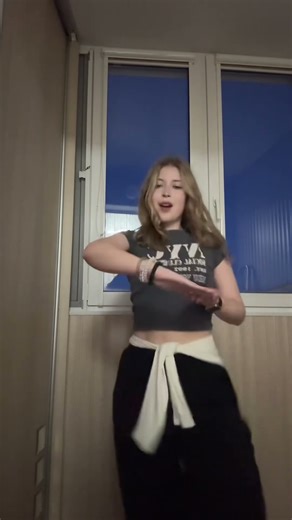 #tobii #hotellobby #dancechallege #dance #viral #dancegenre #danceartistry #tobiihotellobby #remix