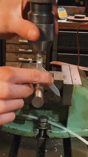 Accurate midpoint finder tool | Arif Kurniawan