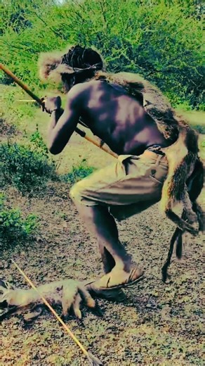 “Wild Jungle Moment 🦁| Survival & Archery Skills in Nature” لحظة من الحياة البرية #archery #survival