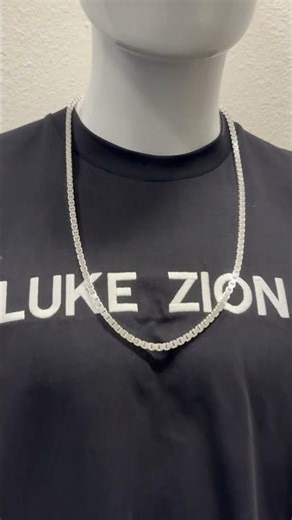 4.5MM Box Chain 28 Inches | Style Length Guide – How This Chain Looks When Worn
