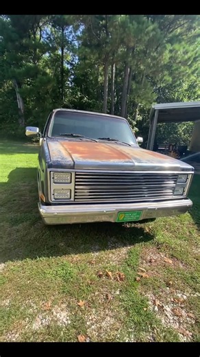 1986 Chevy c10 stepside #chevrolet #chevytrucks #c10 #squarebodychevy #classictrucks #fyp #viral