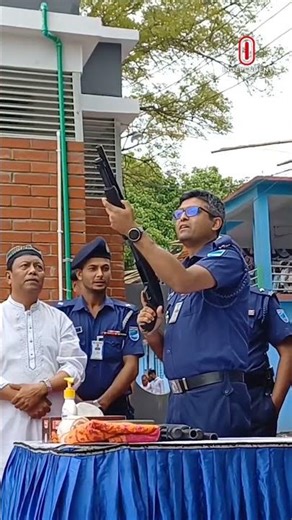 ৬টি ফাঁকা গু/লি/র শব্দে শুরু শোলাকিয়ায় ঈদের জামাত