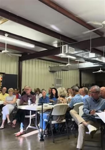 Listen to your County Administrator who gets paid $220,000 a year from our tax dollars make fun of the racetrack. He mocks us and says the lake should be a district overlay but not the racetrack!!!!😡😡😡😡He’s more worried about catering to lake Keowee residents than he is about middle class citizens that want to save our racetrack !!!This has to STOP!The council shouldn’t be allowed to pick and choose what they want instead of what the people want. #savegreenvillepickens #greenvillepickens #sa