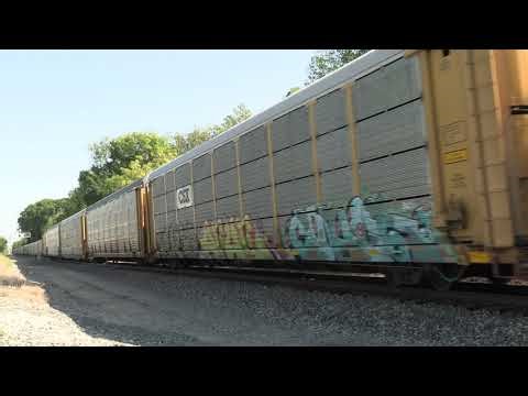 NORFOLK SOUTHERN GE AC44C6M Southbound Mix Freight