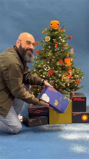 The Curiosity Box by Vsauce on Instagram: "A behind the scenes look at @electricpants in action! 📸"