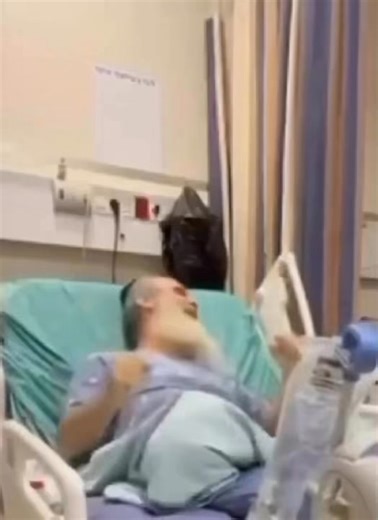 289K views · 11K reactions | IDF RABBI LOSES BOTH LEGS…AND DANCES!...