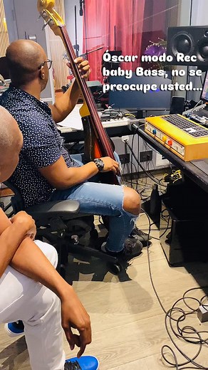 288 reactions · 49 shares | #salsa #percusion #salsaromantica #salsadancing #percusionista #bongoceros #percusionistasdelmundo #salsadelmundo #percussionpower #dj # | Juank Sibarita | Facebook