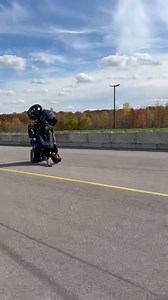 If you want it to count, you gotta ride it out! @hd_stretch_ Realstuntnews.com #stuntnews Involved in an accident?: @mv_legal Clothing: @westcoastconnection03 Cage: @cocksstuntparts BMX: @brokeboyzbmx Stunt Seats: @bellaautointeriors Bike shop: @krazemotorsports #proscraper #onlystreets #onlylots #stuntnews #mvlegal #bellaautointeriors #westcoastconnection #motorcycle #explore #fyp | Real Stunt News