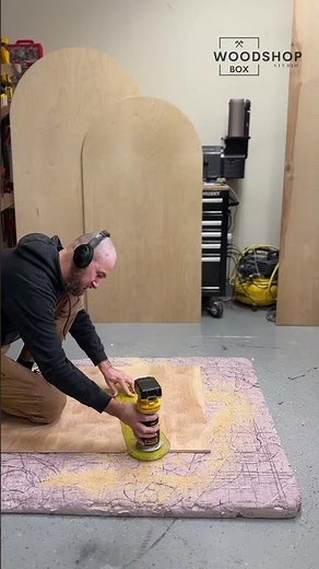 Easy DIY backdrop arch #diy #backdrop