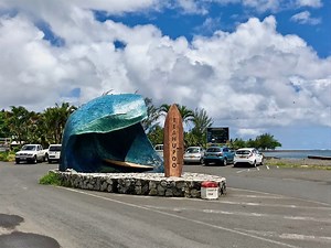 Teahupo'o: Tahiti's World-Famous Surfing Beach