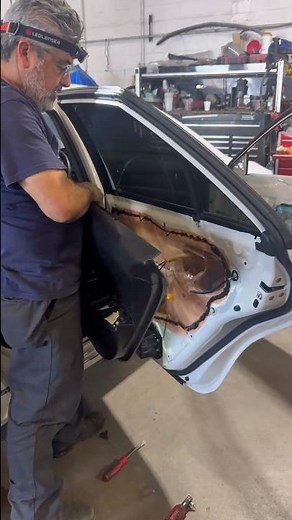 Disassembling doors on a Toyota Camry
