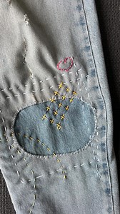 It was a weekend to snuggle in. Mended an ultra comfy pair of jeans my mom passed along to me that had massive holes. Patched them with inspiration from the Japanese mending technique Sashiko. I used regular cotton embroidery thread because it’s what I had and a YouTube video called “Repair jeans with Sashiko and whipstitch”. Is it perfect? No! Does it matter? Noooooo 🩷💙💜 Thinking to embroider a heart on one of the tushie pockets. What do you think? Life is busy… Throwing out the challenge to