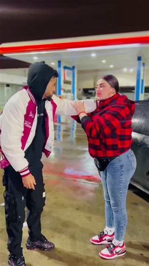 Vidéos de 👸🏻Jakline Akira🐍 (@akira_k.w.r) avec son original - 👸🏻Jakline Akira🐍