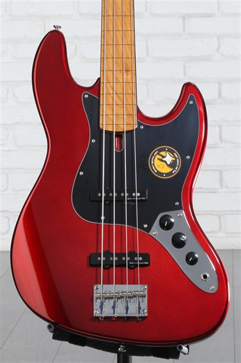 Sire Marcus Miller V5 4-string Fretless Electric Bass Guitar - Candy Apple Red