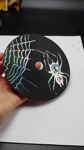 Creative DIY Halloween Art Using CDs