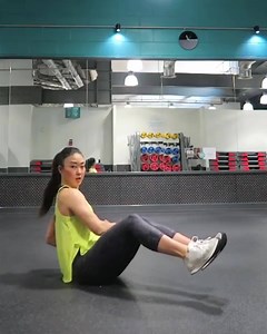 Need a quick full body workout? Target multiple areas with this routine using just two weighted plates in your next gym session! 🔥 | PureGym