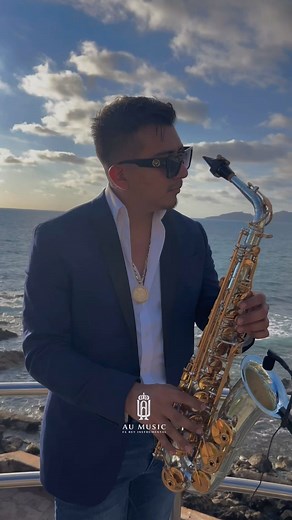 3.8K views · 2K reactions | La sonrisa obligatoria no se encuentra disponible  | AU Music Sax/ Ausencio Juárez | Facebook
