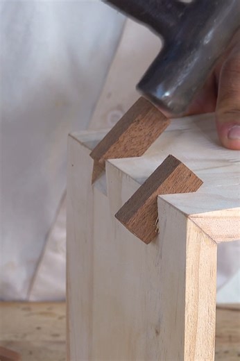 Amazing Box Joinery Techniques #boxjoint #woodworking #woodworking #boxjoinery #woodjoinery #woodjoint #awesomeboxjoint #woodjoints #japanesejoinerytechnique #dovetailsjoint | Woodworking Crafty