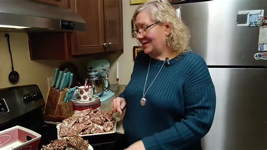 Today we're making delicious Christmas Crack Cookies with graham crackers. In this episode I'm using semi-sweet & white chocolate chips, whipped marshmallow creme, crushed candy canes. For the toffee or caramel I use 2 sticks of butter and 1 c brown sugar. This Christmas treat is so easy to make and they are very yummy. You can't just eat one. In upcoming videos I share a Christmas crack I make with saltines, chocolate and peanut butter. Also a video on fun Christmas lights Cupcakes and they are