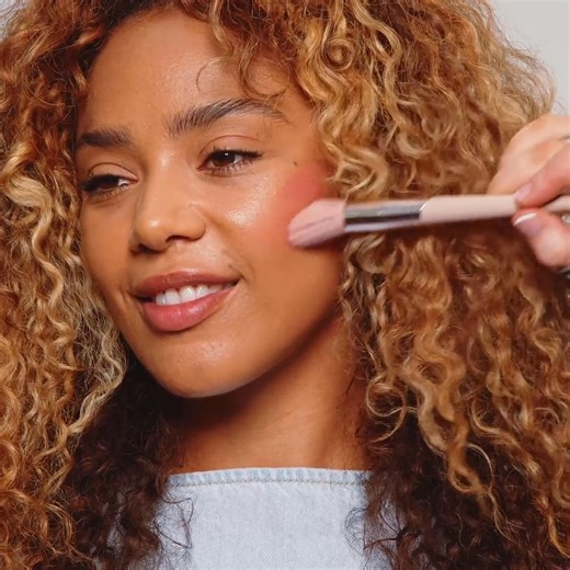 Meet Maria, Fenty Beauty makeup artist, as she reveals her top 4 product obsessions from the collection. | John Lewis & Partners