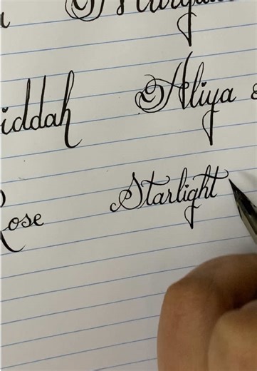 Calligraphy left hand writing. Signature name Starlight. Dip Pen , quill writing cursive. #calligraphy #handwriting #handmade #name #starlight
