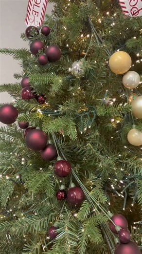 Our shatterproof garlands are one of those pieces that make decorating so much easier — and they look amazing too! Available in 180cm and 300cm lengths, they’re perfect for draping across mantles, staircases, or even winding through your tree for extra fullness. They come in a variety of colours, so whether you’re going classic or adding a pop of something fun, there’s an option to suit every theme 🎀 | My Christmas