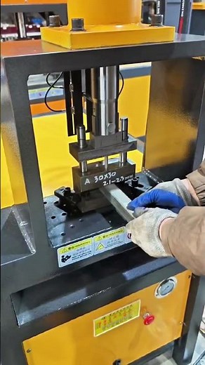 Square Tube Punching Round Hole Hydraulic Punching Machine Pipe End Punching Tube Puncher