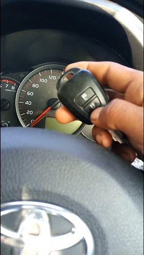 how to toyota vitz 2018 key programming with launch X431 toyota aqua toyota yaris toyota IQ key fob