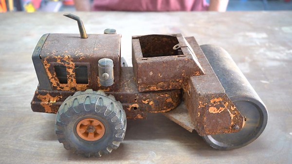 Impossible Restoration Challenge: Bringing a 1973 Tonka Truck Back to Life from the Depths of Rust