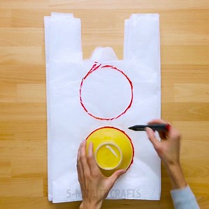 Things to do with plastic bags you wouldn’t even think were possible. 😳 | 5-Minute Crafts GIRLY
