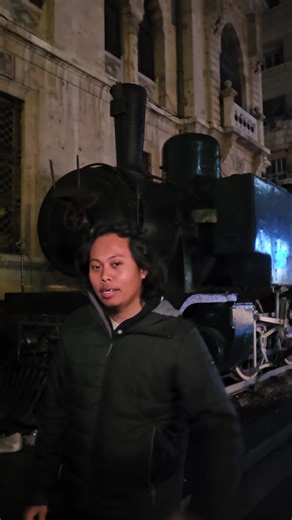 Yuk lihat dari jarak dekat lokomotif kereta api Hijaz yang melambangkan persatuan bumi syam saat itu, dan ambisi Sultan Abdul Hamid II untuk mempermudah jamaah haji dari Suriah dan Yordania menuju Madinah!