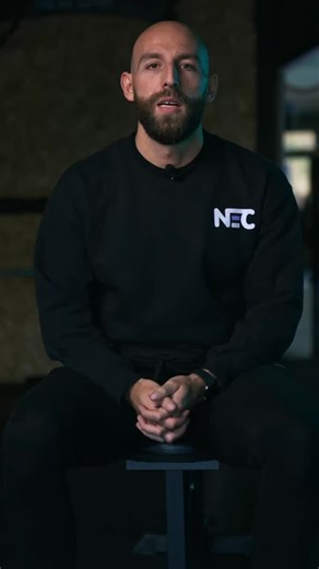 GAA Off-Season Plan by New Era Coaching 🚀 The off-season is your window to finally work on the things you never get enough time for during the competitive year. It’s the perfect chance to invest in your performance by building fitness, strength, speed, and power—without the pressure of weekly matches. That’s exactly why we’ve created the GAA Off-Season Plan: a flexible, hybrid coaching programme designed specifically for GAA athletes who want structure, accountability, and a professional plan t