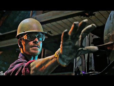 Magneto Save Worker - Factory Scene. | X-Men : Apocalypse (2016)