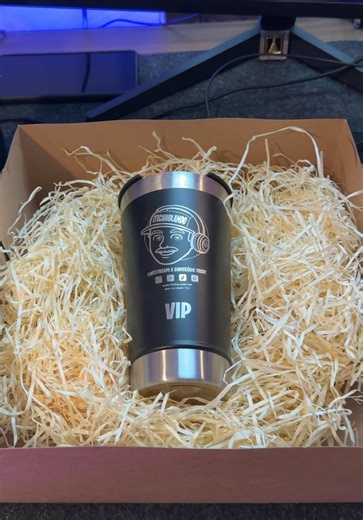 Parabéns por terem ganhado um como personalizado do ITECH! @Eveolacio_ ADM do iTech @EG EMERSON CHURRASCO @menor sortudo Obrigado pelo carinho! Logo logo chega aí na casa de vocês!! #itechnolando #streamer #fortnite