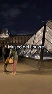 ✨7 errores más comunes al visitar el Museo del Louvre✨ ✅ Viajas a Paris?… Contáctame para tu próximo tour en Paris y te prepararé un itinerario completo para conocer Paris como un verdadero local. ✅ 33620273890 #guiaenparis #guiaenespañol #paris #francia #tourenparis #visitaguiada | Vive Paris Voila
