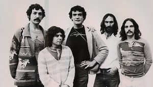 Eligen las 250 mejores canciones de rock chileno: "Todos Juntos", la número 1