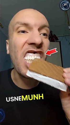 This man was trying to eat ice cream sandwich | But he has no teeth 😱🫡 #respect #shorts #ytshorts