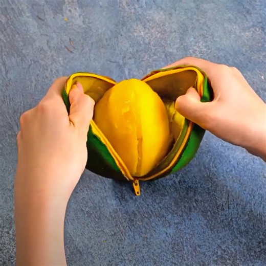 163K views · 1.2K reactions | With these ingenious tips, you can cut and peel like an expert! | 5-Minute Crafts Family | Facebook