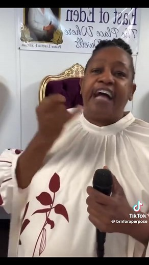 COME GET Y'ALL PASTOR SHE AT IT AGAIN OUTTA CONTROL | Paula Marie Chritien