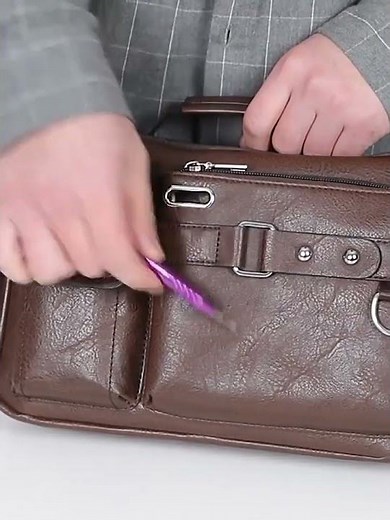 Bolsa de Ombro Executiva Masculina de Couro - Dom Conrado