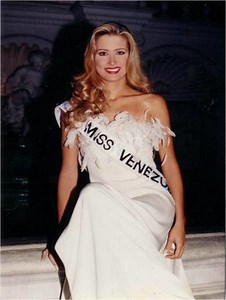 Marena Bencomo - Alchetron, The Free Social Encyclopedia