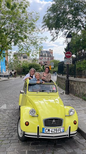 Going on 48 hours with no sleep. But managed to have the most amazing first day with these girls in Paris! Made up for lost time with three different street markets, tried out the metro, tried out the bus system, crammed all our treasure into a Prius Uber, and made it back to the apartment (With a BLEU door) in time to get ready for our Citroen car tour around Paris. Ended of the evening with a dinner cruise at @calife_paris on the Seine River. What a magical way to end our first day! ✨ stay tun