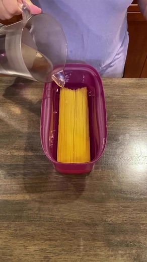 Microwave Pasta Maker. Set it and forget in your microwave.! Website to order in bio. #makeitwithtupperware #tupperware #pasta #easycooking #fyp