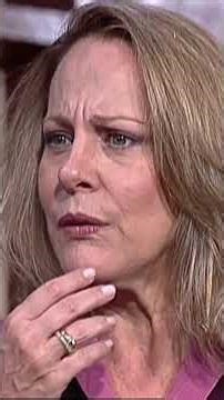 Margarida conta a Branca de Adrian e Graziele tava se beijando na cozinha