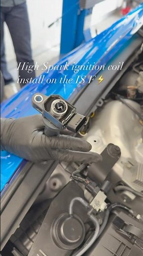 highspark ignition coil installation on the Lexus ISFハイスパークイグニッションコイルをレクサスISFに装着